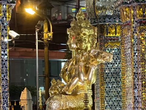 PHẬT 4 MẶT - VỊ THẦN HINDU GIÁO TẠI BANGKOK THÁI LAN