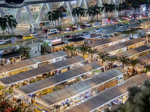 Khám phá thiên đường ẩm thực tại chợ đêm Jodd Fairs - Bangkok
